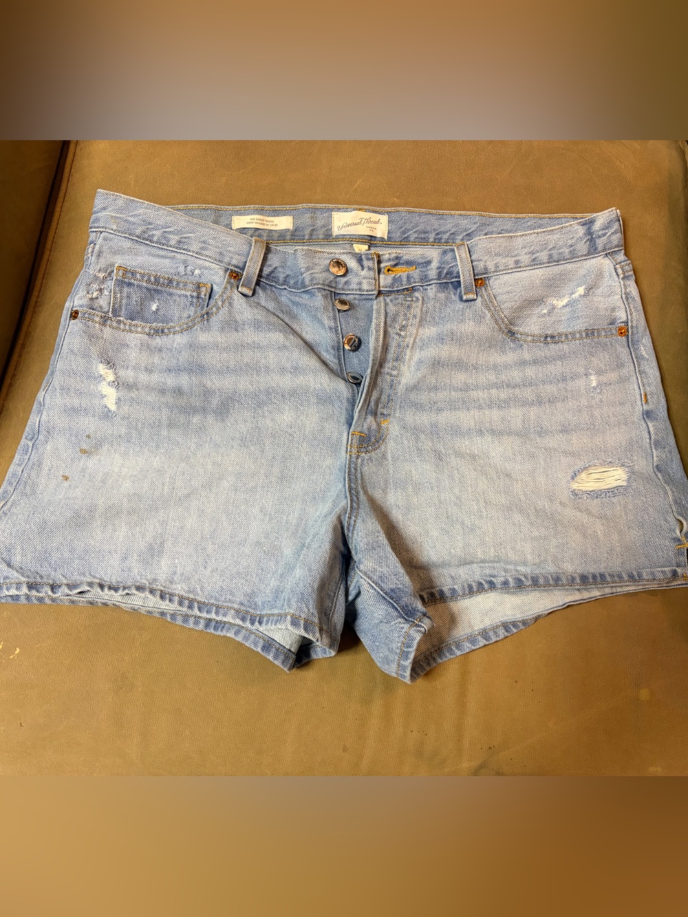 Universal Thread Light Wash 90’s Baggy Denim Shorts